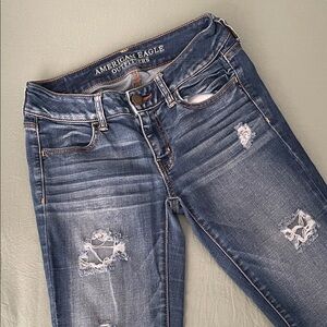 American Eagle Outfitters Women's Dark Blue Ripped Skinny Jeans